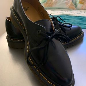 RARE! Dr Martens “Siano” Loafers - Size 9 NWT